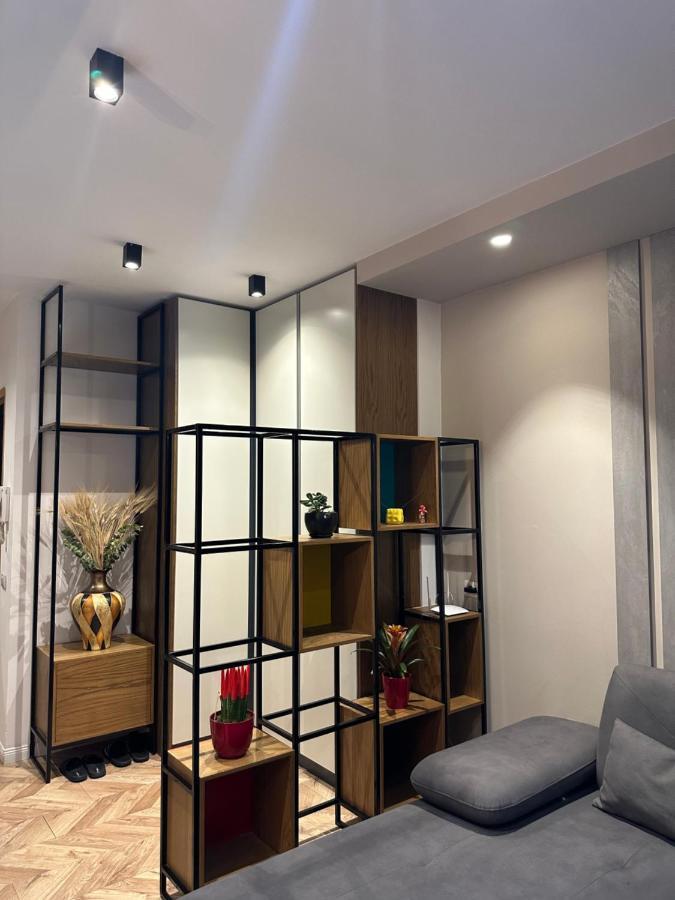 Haris Apartment Tirana No.3 ภายนอก รูปภาพ